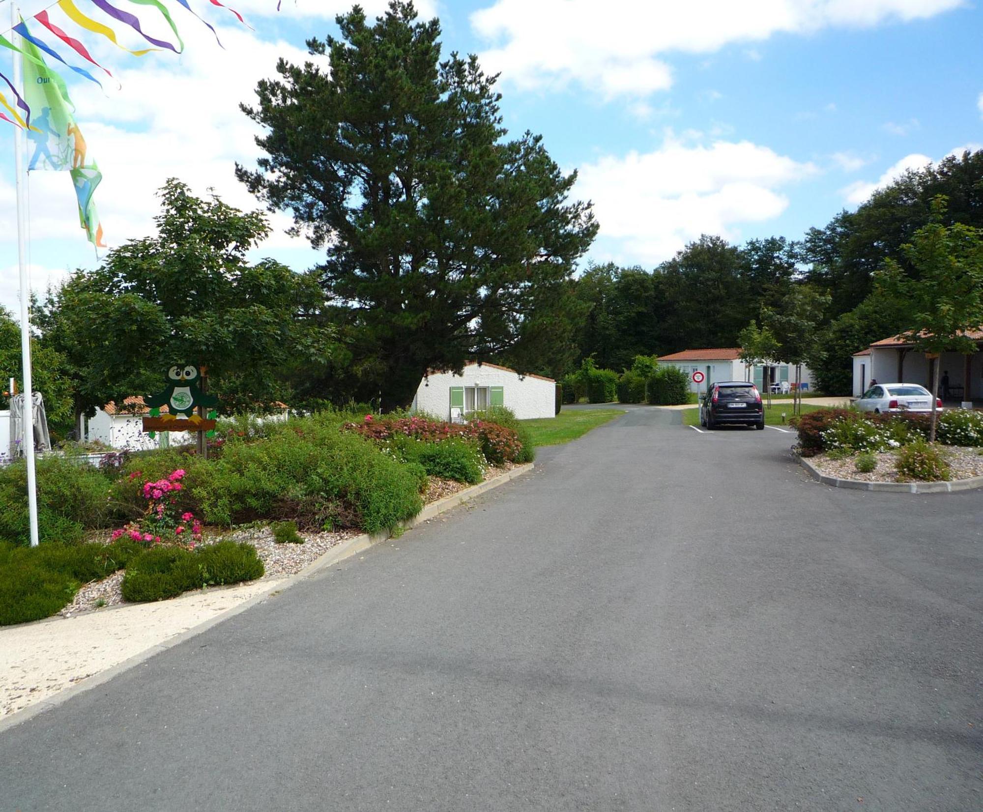 Village Vacances De Chantonnay Eksteriør billede